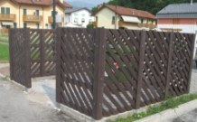 stazione ecologica in plastica riciclata